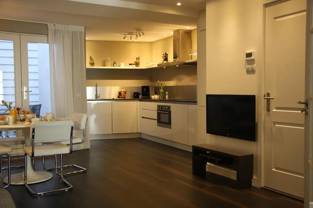 B&B Keizers Canal Amsterdam Bed & Breakfast